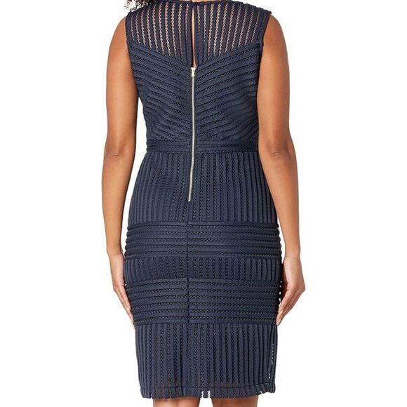 Gabby Skye Navy Sleeveless Sheath Dress. Size 6 - Picture 3 of 7